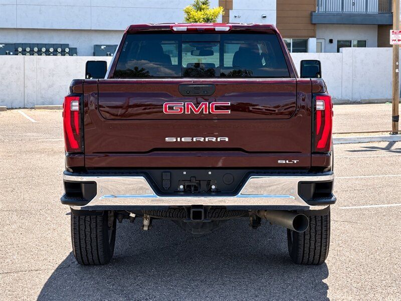 Used 2024 GMC Sierra 2500 SLT AWD/4WD image 5