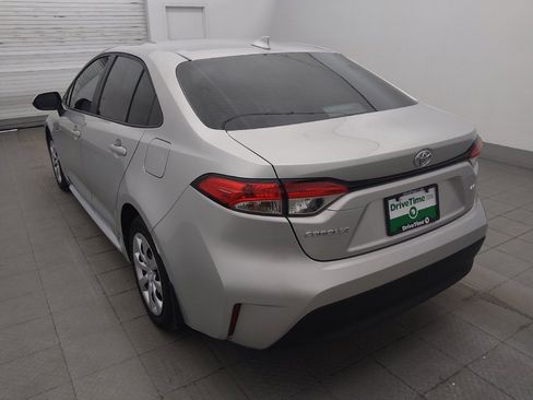 Used 2025 Toyota Corolla LE FWD image 5
