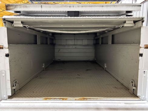 Used 2018 Ford F350 XL AWD/4WD image 19