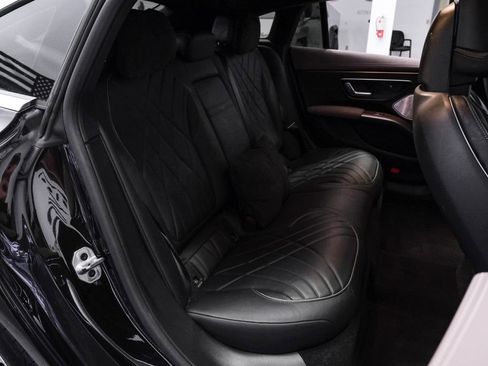 Used 2022 Mercedes-Benz EQS 580 4MATIC Sedan image 33