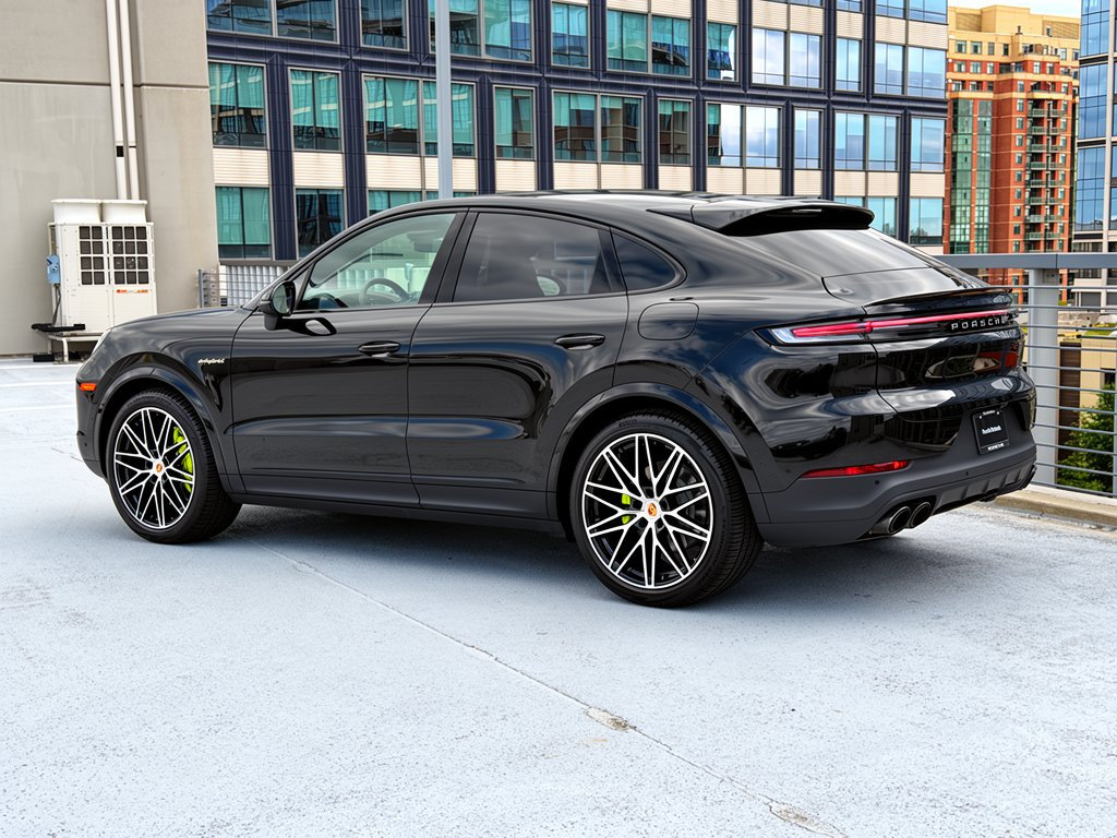 Certified 2026 Porsche Cayenne E-Hybrid Coupe AWD/4WD image 3