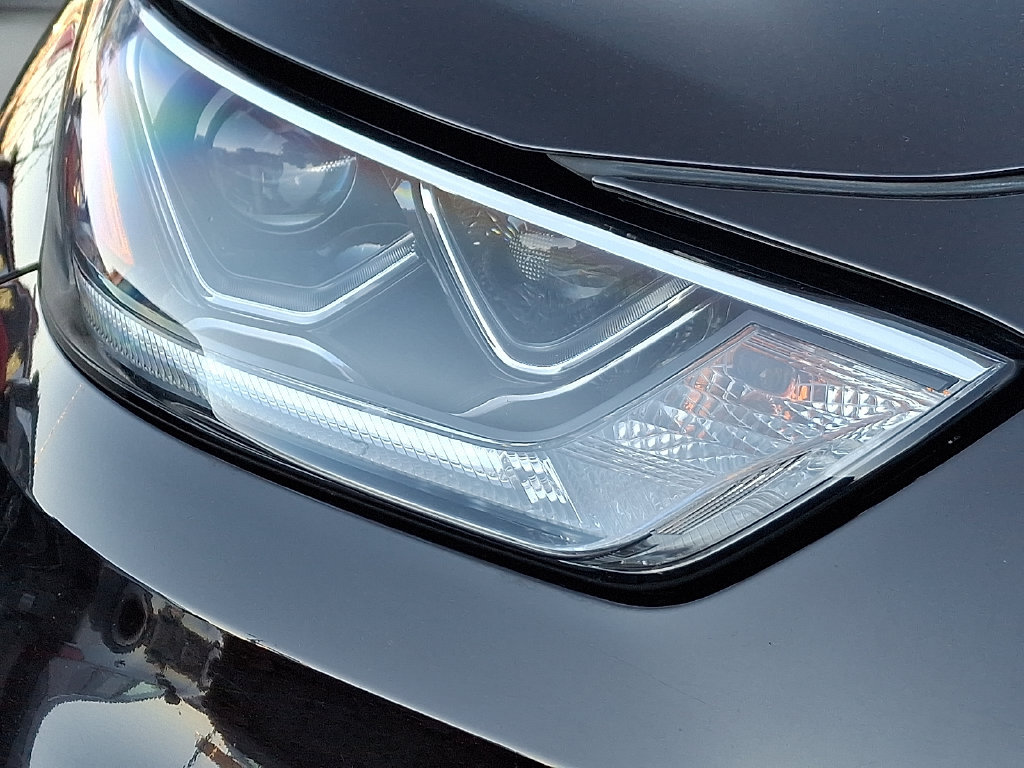 Used 2020 Toyota Highlander Limited AWD/4WD image 11