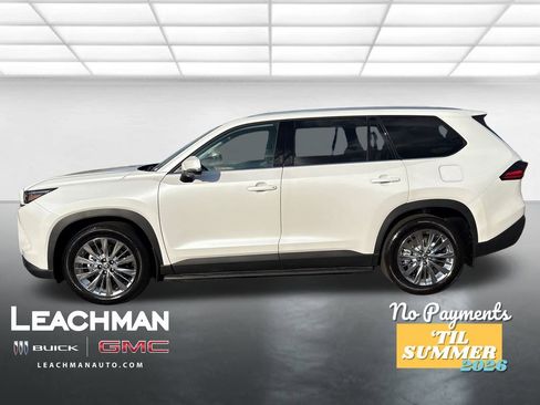Used 2026 Toyota Grand Highlander Platinum image 8