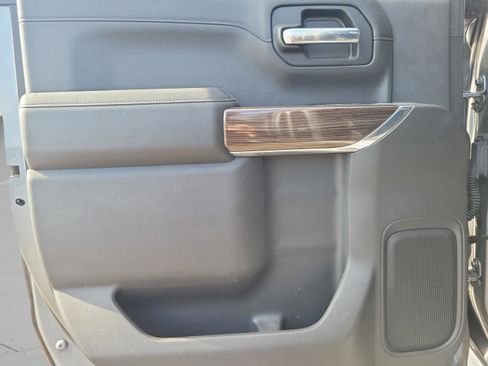 Used 2020 Chevrolet Silverado 1500 RST w/ All-Star Edition image 9