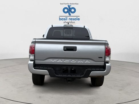 Used 2023 Toyota Tacoma TRD Sport AWD/4WD image 5
