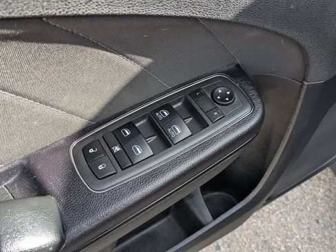 Used 2022 Dodge Charger R/T w/ Blacktop Package image 11