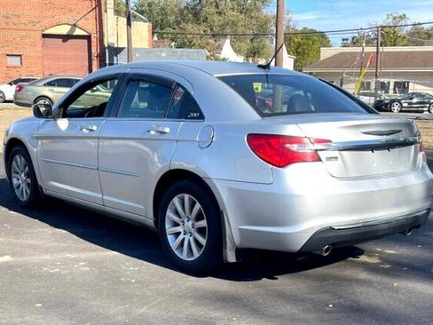 Used 2012 Chrysler 200 Touring image 5