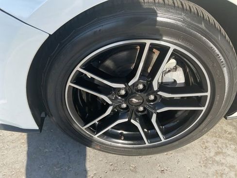 Used 2022 Ford Mustang Coupe w/ Equipment Group 101A RWD image 12