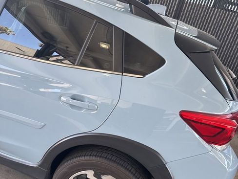 Used 2022 Subaru Crosstrek 2.5i Limited w/ Moonroof Package 2 AWD/4WD image 6
