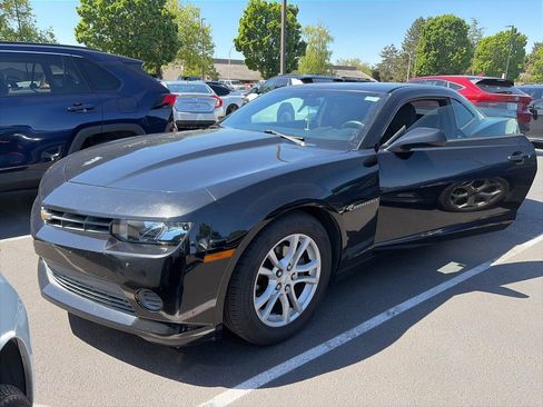 Used 2015 Chevrolet Camaro LS RWD image 2