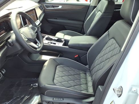 New 2026 Volkswagen Atlas SEL Premium R-Line image 12