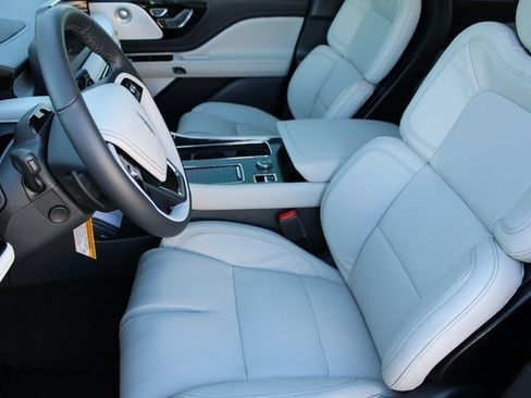 New 2026 Lincoln Aviator Reserve image 50