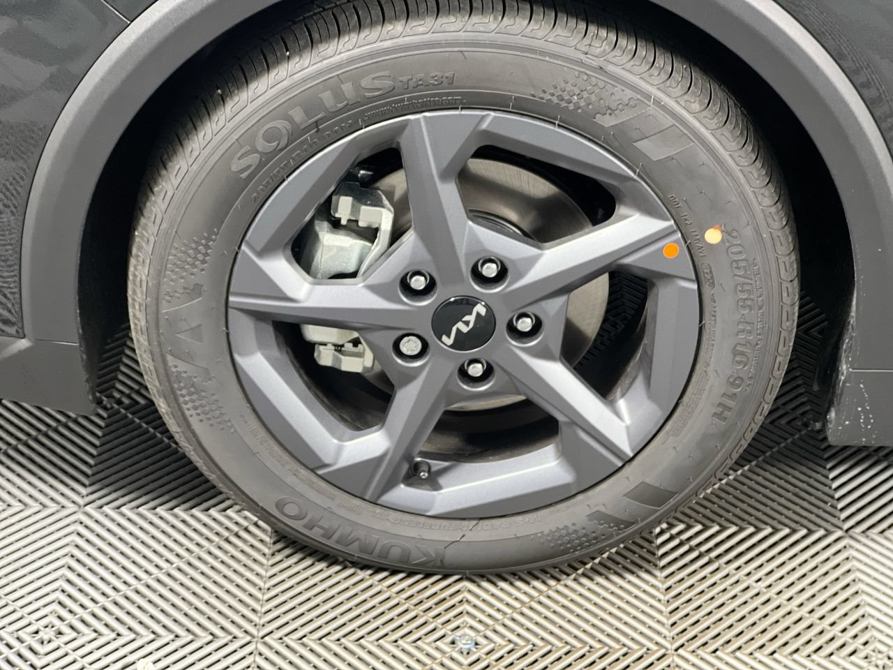 New 2026 Kia K4 FWD image 12