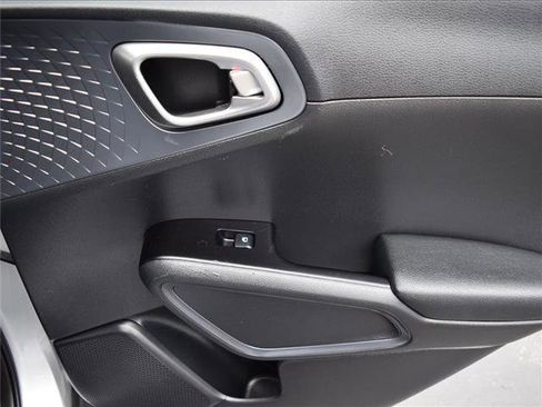 Used 2021 Kia Soul S image 34