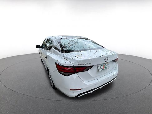 Used 2025 Nissan Sentra S image 12