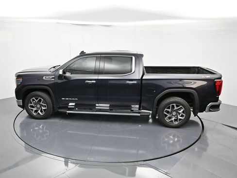 Used 2023 GMC Sierra 1500 SLT w/ SLT Premium Package image 42