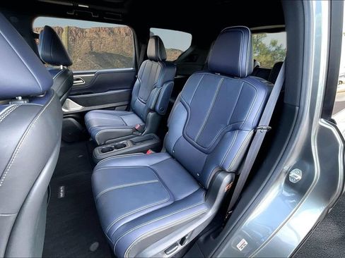 Used 2026 INFINITI QX80 4WD w/ Sport Exterior Package image 26