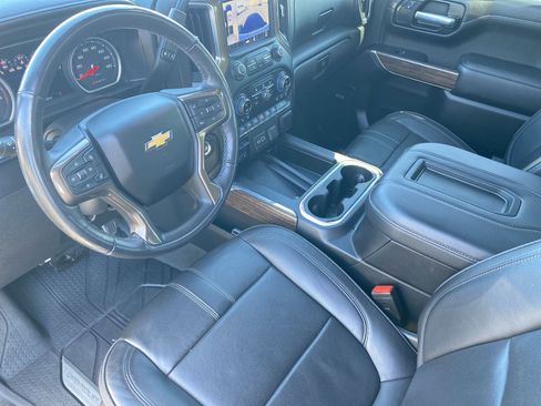 Used 2021 Chevrolet Silverado 1500 High Country w/ Technology Package image 14