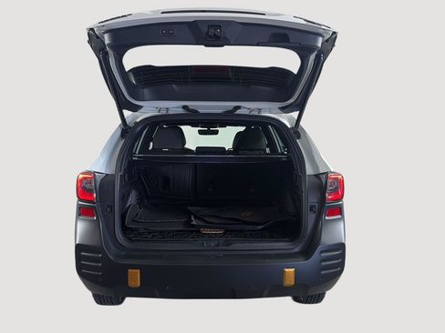 Certified 2025 Subaru Outback Wilderness AWD/4WD image 19