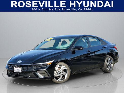 Certified 2025 Hyundai Elantra Sport w/ Cargo Package image 1