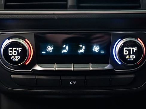 Used 2019 Audi Q7 3.0T Prestige w/ Prestige Package image 9