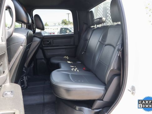 Used 2022 RAM 5500 Tradesman w/ Chrome Appearance Group image 33