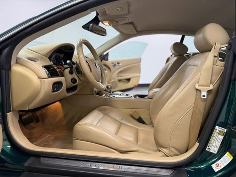 Used 2008 Jaguar XK Coupe RWD image 41