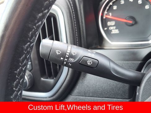 Used 2021 Chevrolet Silverado 1500 LT w/ Texas Edition Plus AWD/4WD image 37