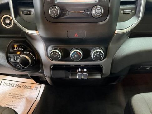 Used 2023 RAM 1500 Big Horn AWD/4WD image 30