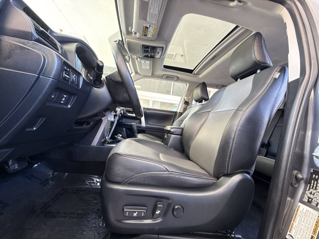 Used 2019 Toyota 4Runner SR5 Premium AWD/4WD image 18