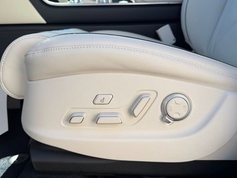 New 2026 Genesis GV80 3.5T Prestige image 4