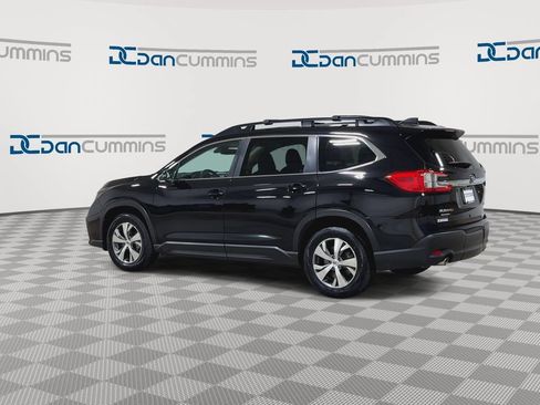 Used 2023 Subaru Ascent Premium w/ Convenience Package AWD/4WD image 7