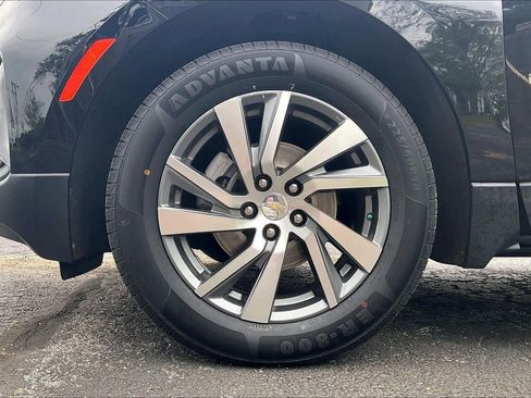 Used 2024 Chevrolet Equinox LT FWD image 9