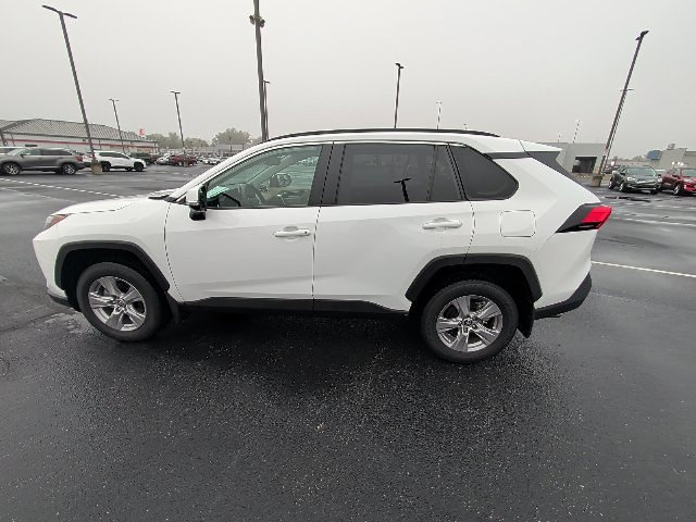 Used 2025 Toyota RAV4 XLE w/ Convenience Package FWD image 10
