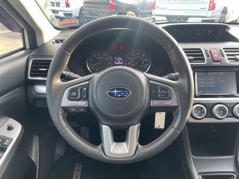 Used 2017 Subaru Crosstrek 2.0i Premium image 10