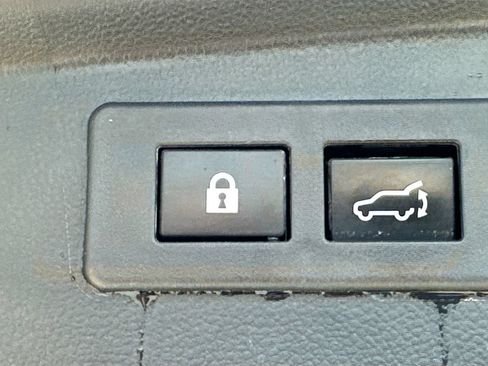 Used 2020 Subaru Outback Limited w/ Popular Package #2 AWD/4WD image 31