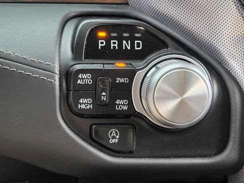 Used 2021 RAM 1500 Limited AWD/4WD image 16