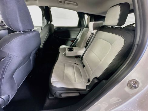 Used 2025 Ford Escape Active FWD image 27
