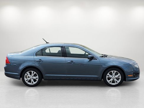 Used 2012 Ford Fusion SE image 4