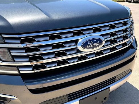 Used 2018 Ford Expedition Limited RWD image 34