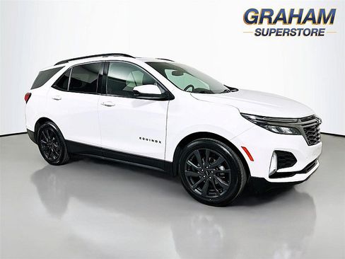 Used 2022 Chevrolet Equinox RS FWD image 1