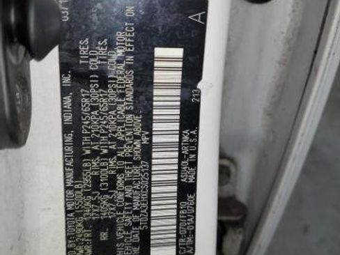 Used 2012 Toyota Highlander FWD image 19