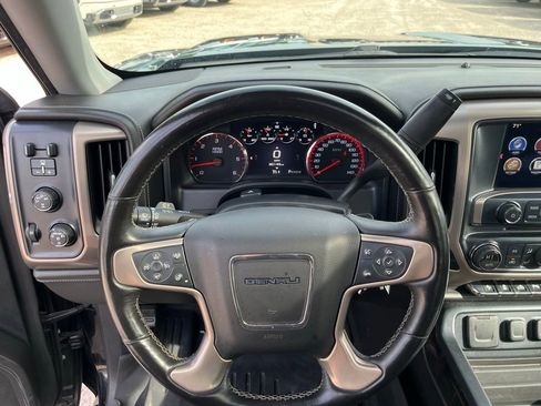Used 2016 GMC Sierra 1500 Denali w/ Enhanced Driver Alert Package AWD/4WD image 20