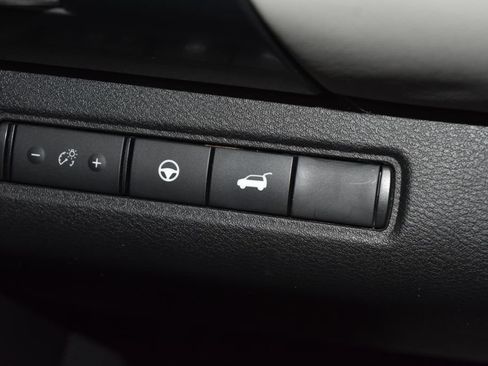 Certified 2024 Nissan Pathfinder SL w/ SL Premium Package AWD/4WD image 16