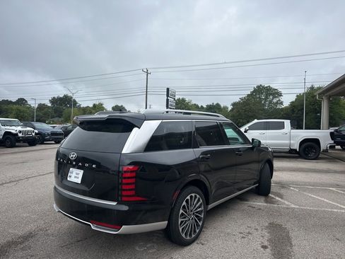 New 2026 Hyundai Palisade Calligraphy FWD image 8