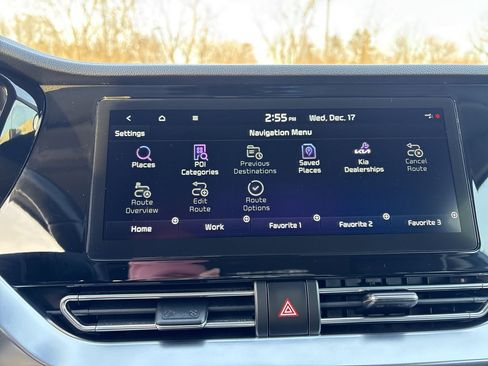 Used 2022 Kia Niro EX w/ Cold Weather Package image 19