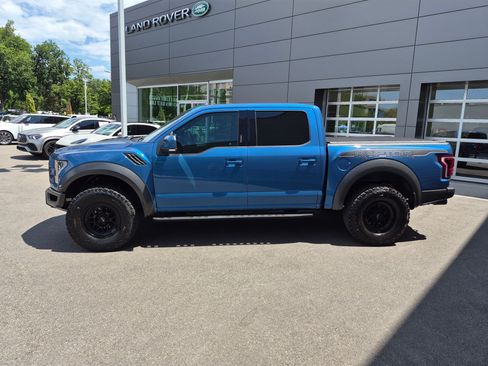 Used 2020 Ford F150 Raptor w/ Equipment Group 802A Luxury AWD/4WD image 7