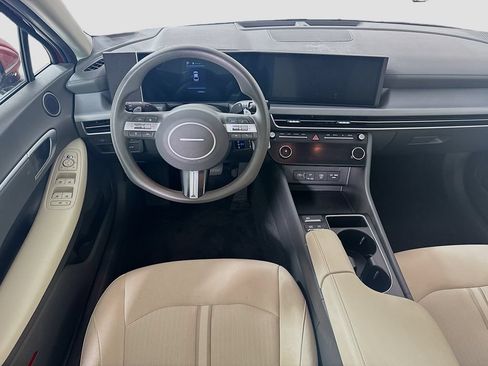 Used 2025 Hyundai Sonata SEL FWD image 22