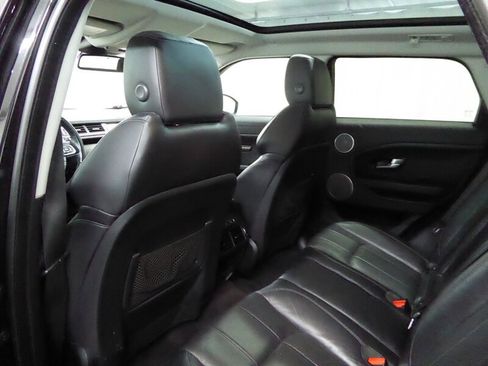 Used 2016 Land Rover Range Rover Evoque SE image 27