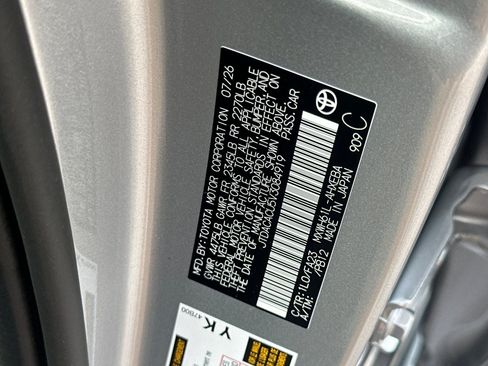 New 2027 Toyota Prius Plug-In Hybrid FWD image 15